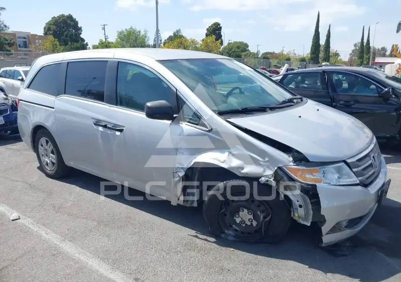 2013 Honda ODYSSEY photo