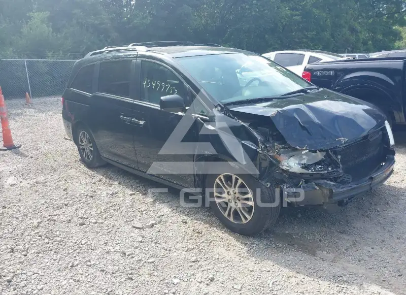 2013 Honda ODYSSEY photo