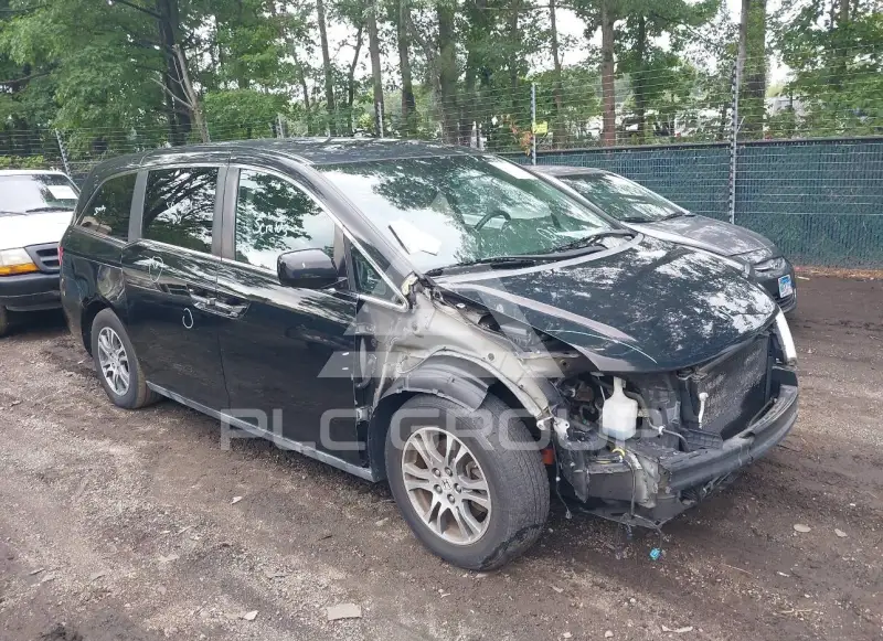 2013 Honda ODYSSEY фото