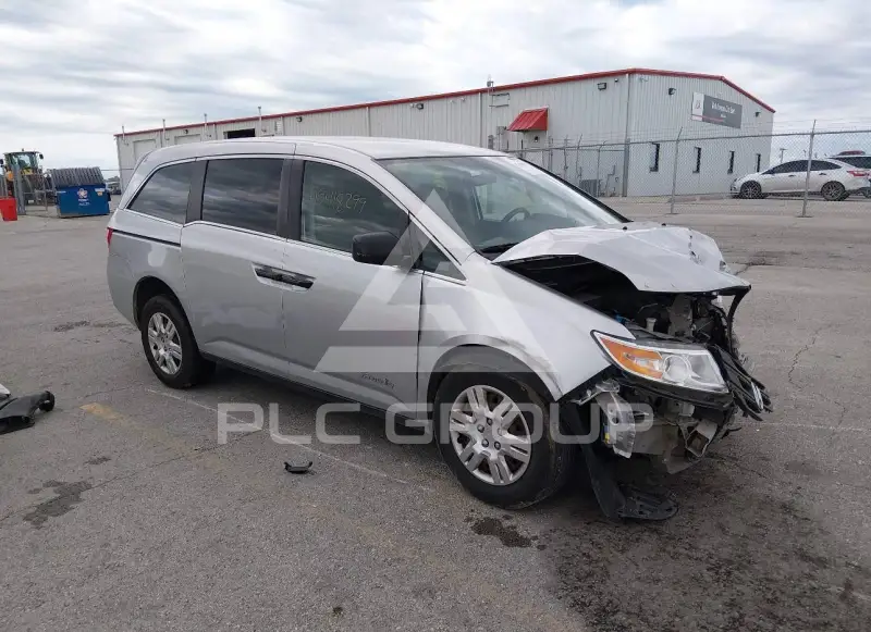 2013 Honda ODYSSEY фото