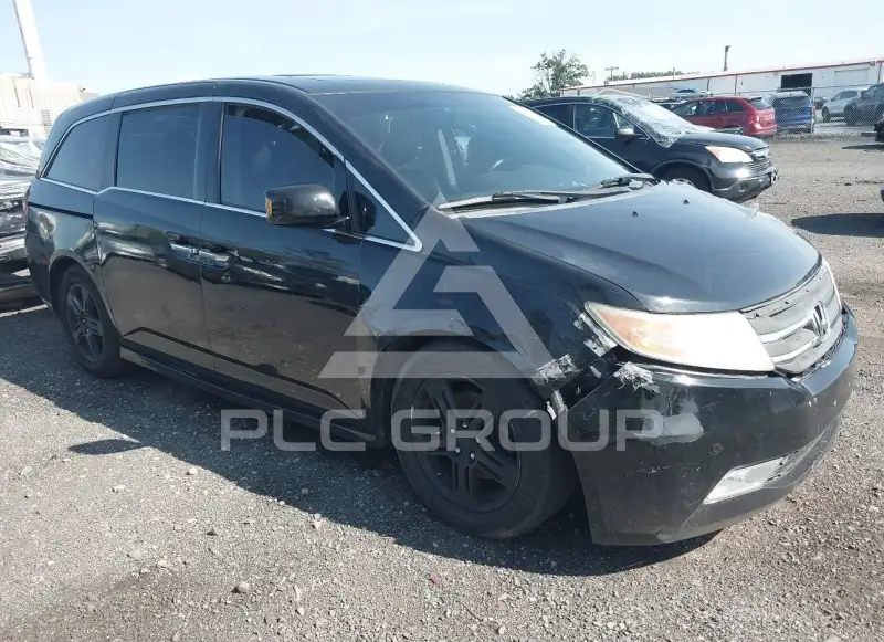2013 Honda ODYSSEY фото