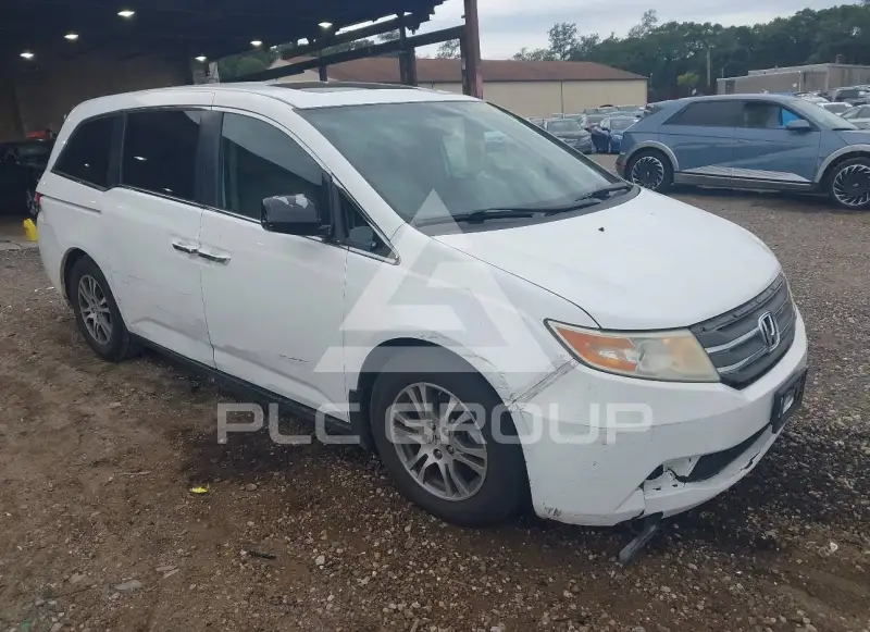 2013 Honda ODYSSEY фото