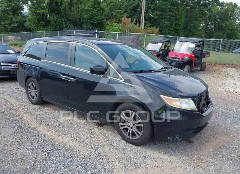 2013 Honda ODYSSEY фото