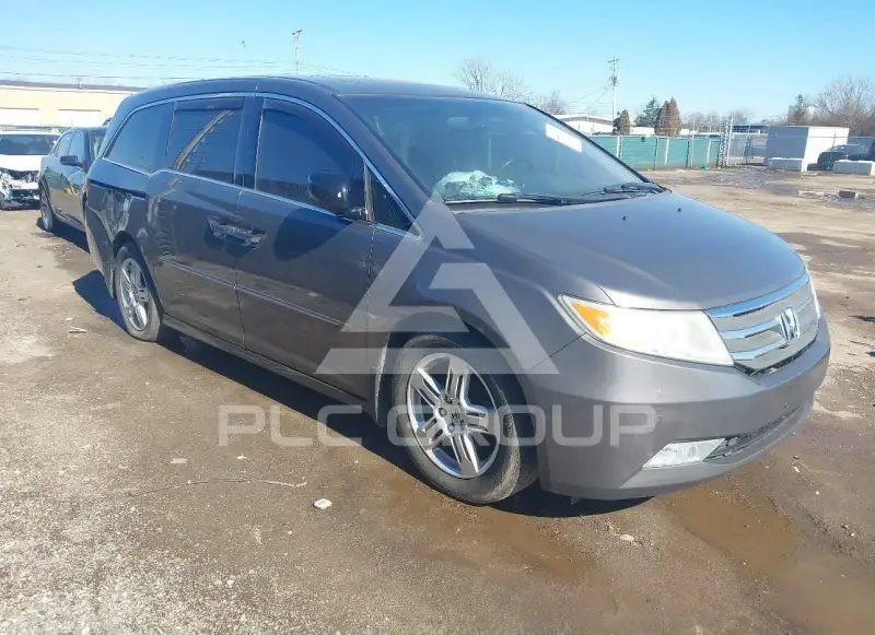 2013 Honda ODYSSEY photo