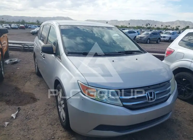 2013 Honda ODYSSEY фото