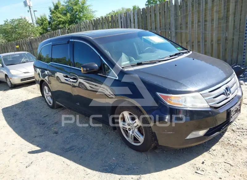 2013 Honda ODYSSEY фото