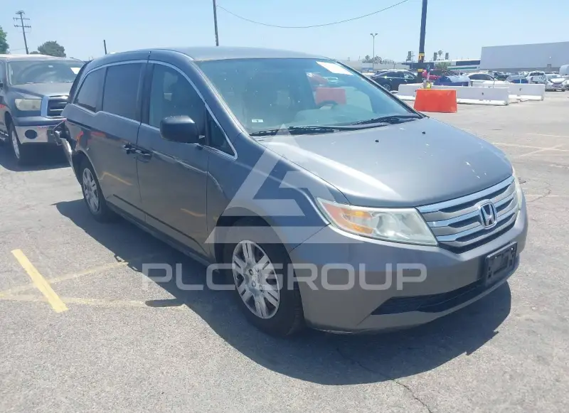 2013 Honda ODYSSEY фото