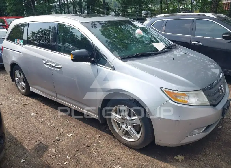 2013 Honda ODYSSEY photo