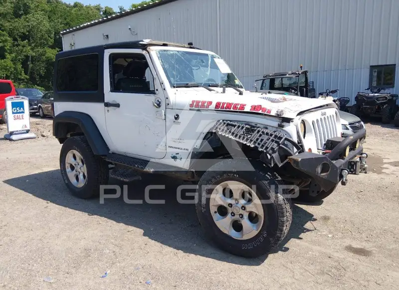 2013 Jeep WRANGLER фото
