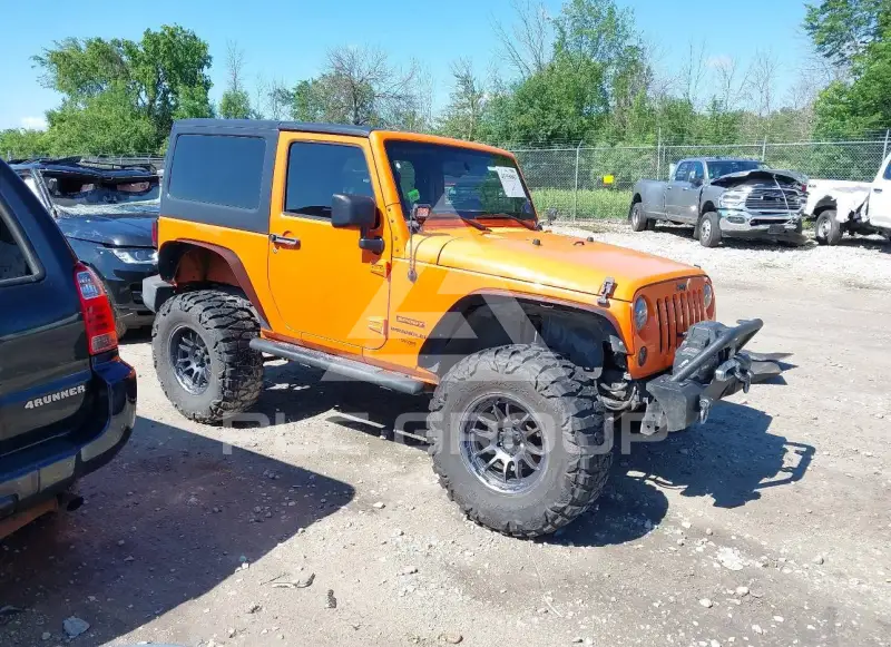 2013 Jeep WRANGLER фото