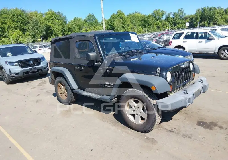 2013 Jeep WRANGLER фото