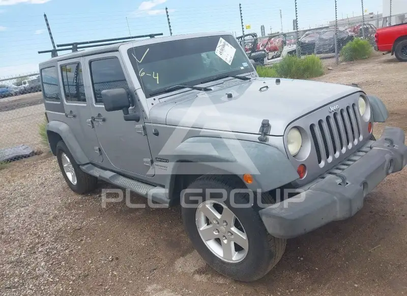 2013 Jeep WRANGLER фото