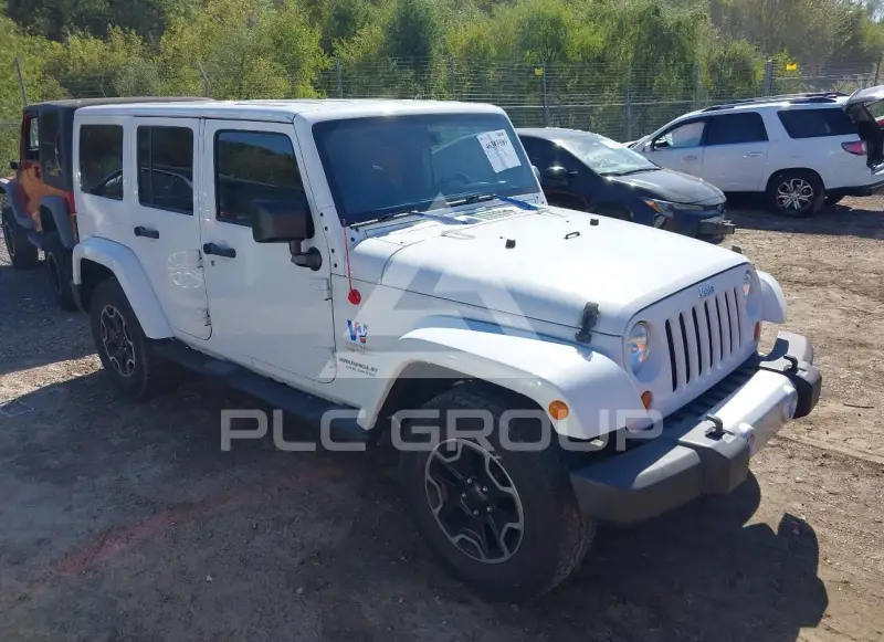 2013 Jeep WRANGLER фото