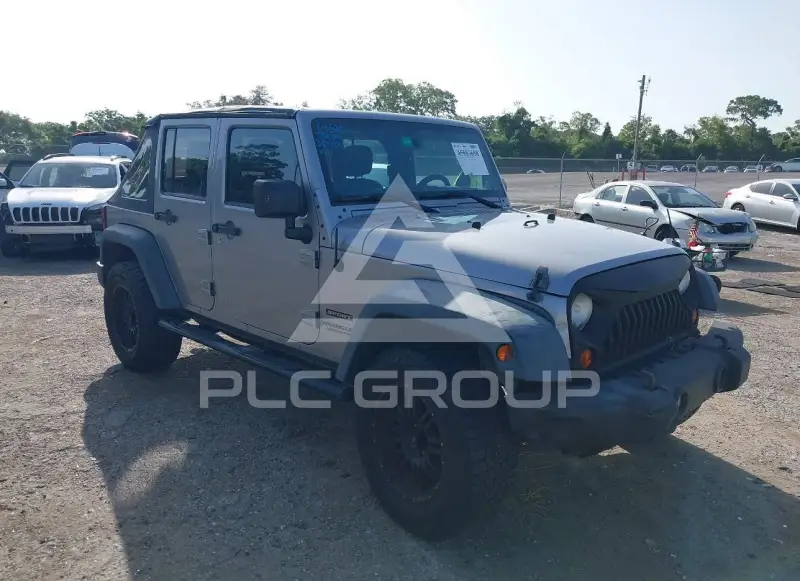 2013 Jeep WRANGLER фото