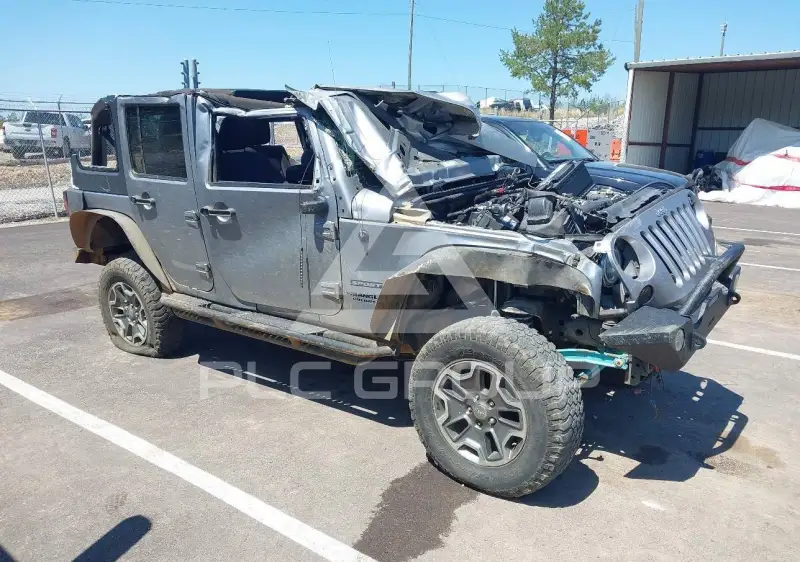2013 Jeep WRANGLER фото