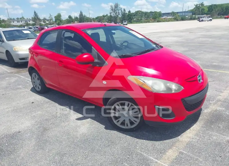 2013 Mazda 2 фото