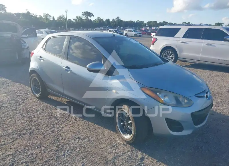 2013 Mazda 2 (Demio) фото