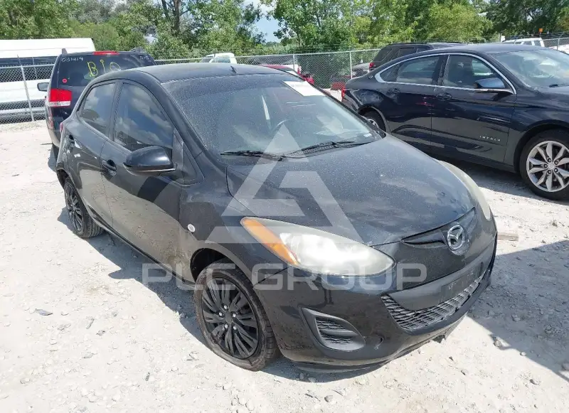 2013 Mazda 2 фото