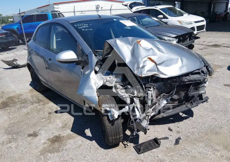2013 Mazda 2 фото