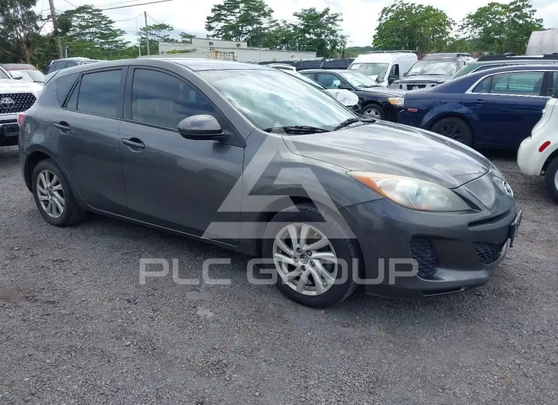 2013 Mazda 3 фото