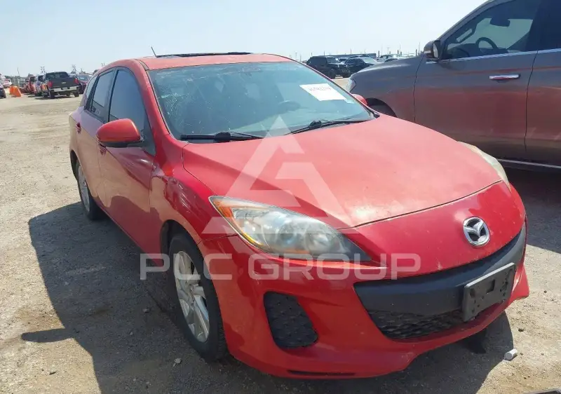 2013 Mazda 3 фото