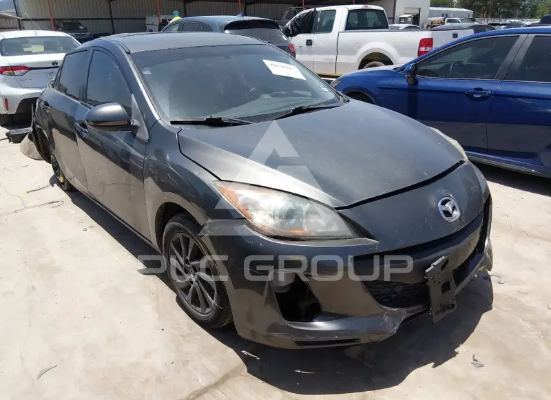 2013 Mazda 3 фото