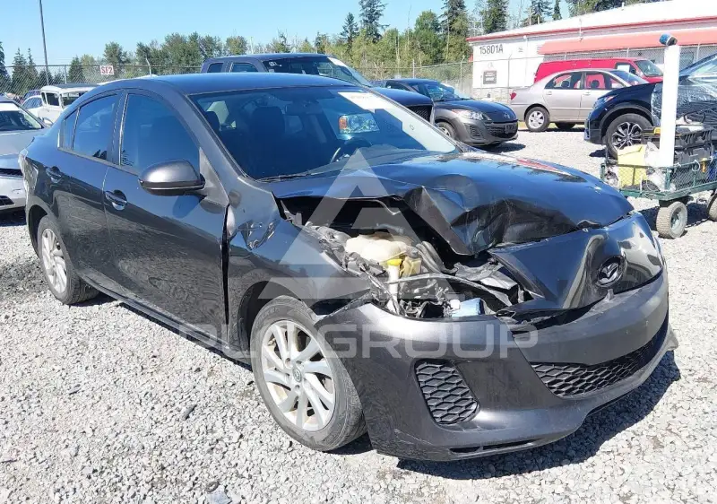 2013 Mazda 3 фото