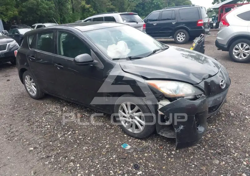 2013 Mazda 3 photo