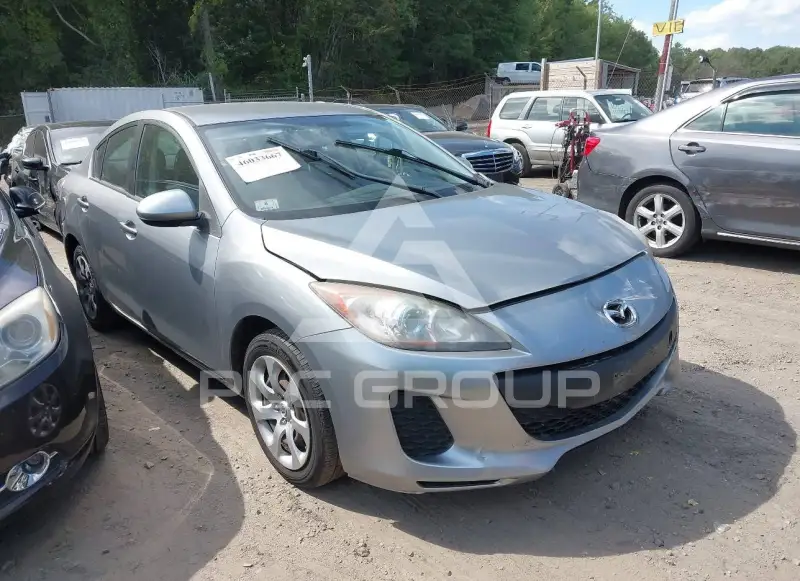 2013 Mazda 3 фото