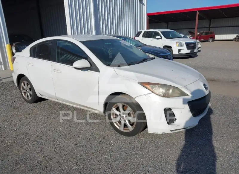 2013 Mazda 3 фото