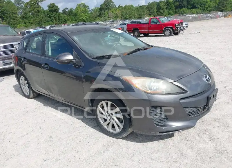 2013 Mazda 3 фото