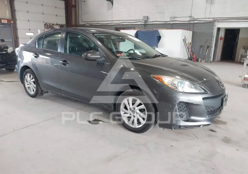 2013 Mazda 3 фото