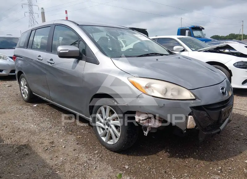 2013 Mazda 5 photo