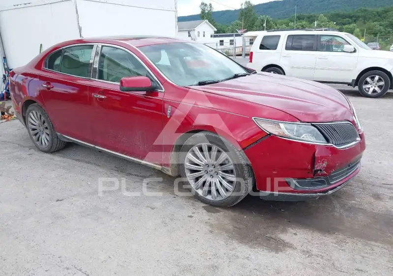 2013 Lincoln MKS photo