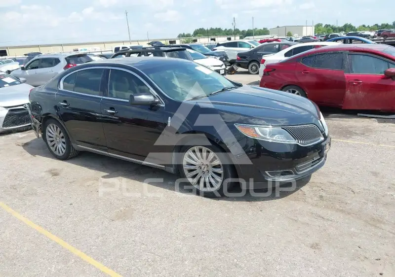 2013 Lincoln MKS photo