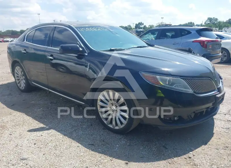 2013 Lincoln MKS photo