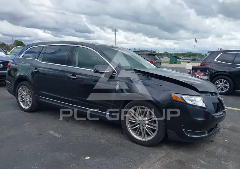 2013 Lincoln MKT фото