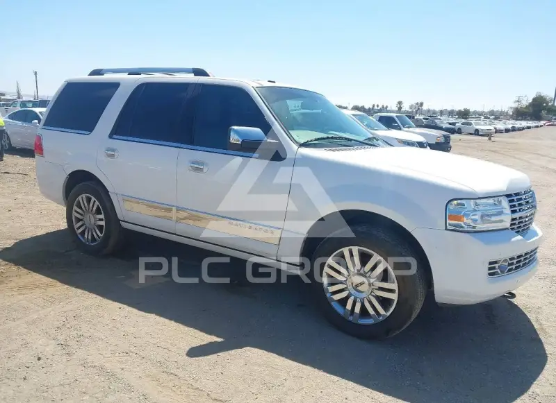 2013 Lincoln NAVIGATOR фото