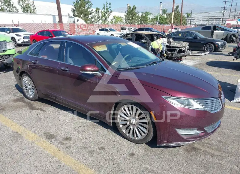 2013 Lincoln MKZ photo