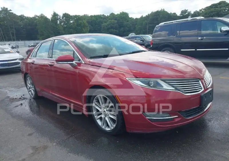 2013 Lincoln MKZ photo