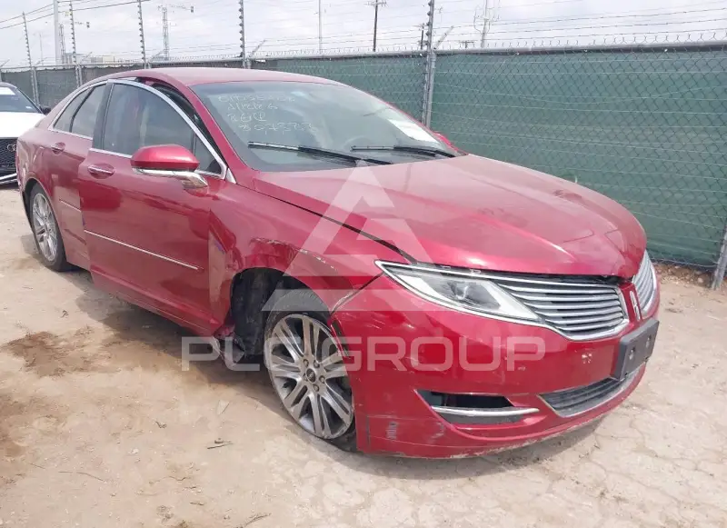 2013 Lincoln MKZ photo