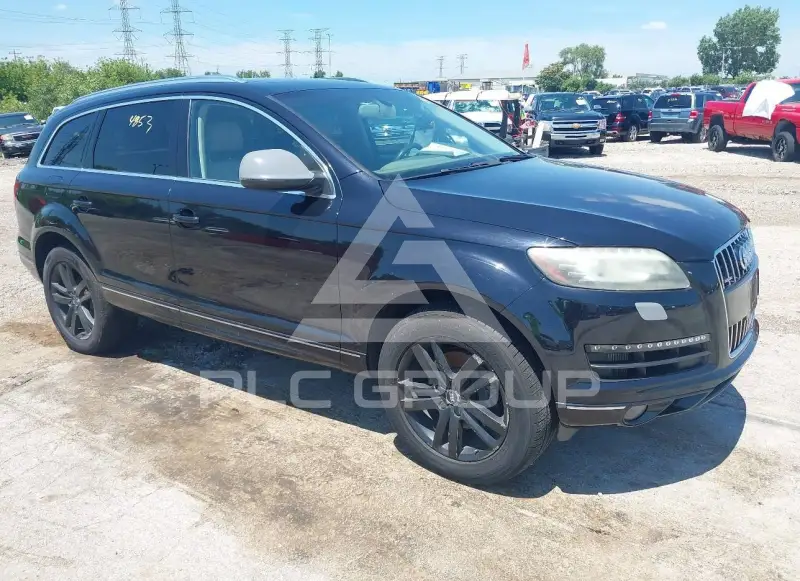 2013 Audi Q7 photo