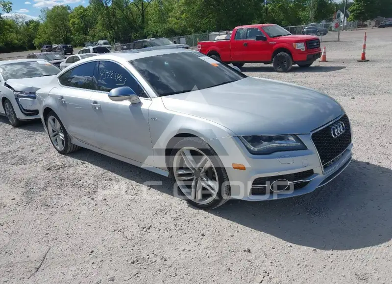 2013 Audi S7 фото