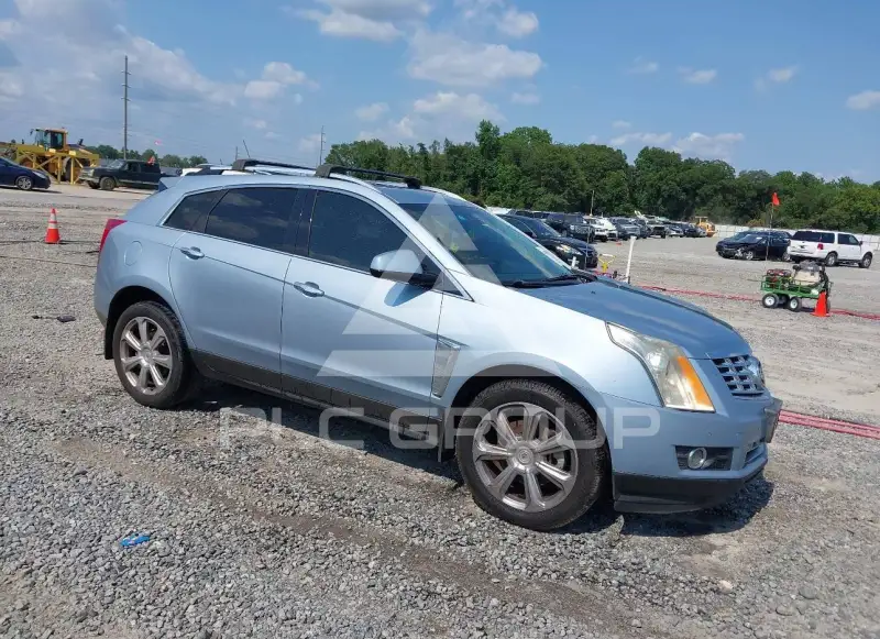 2013 Cadillac SRX photo