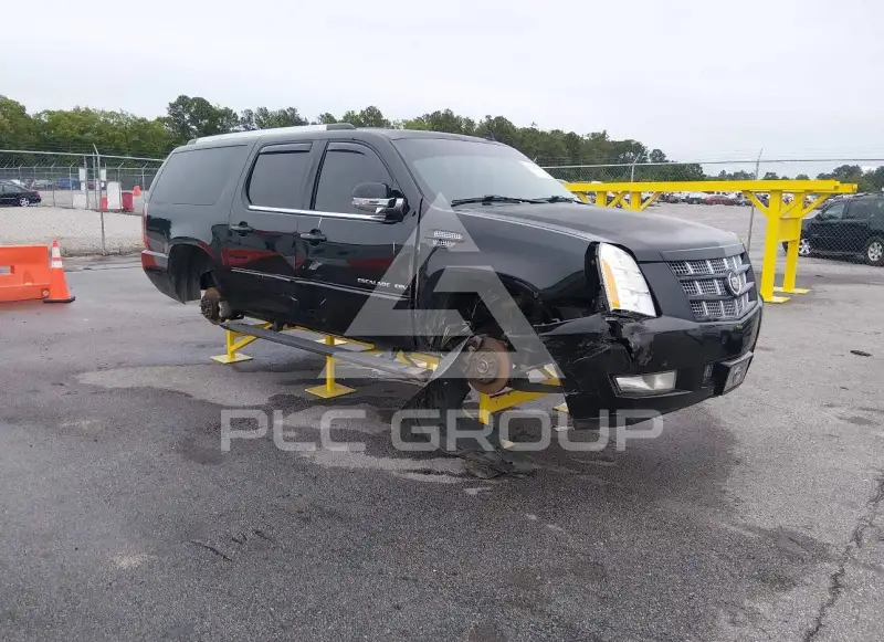 2013 Cadillac ESCALADE фото