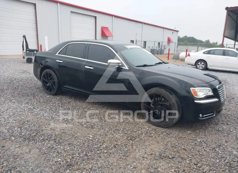 2013 Chrysler 300 фото