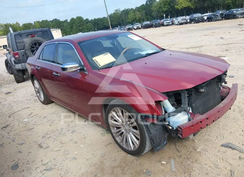 2013 Chrysler 300 photo
