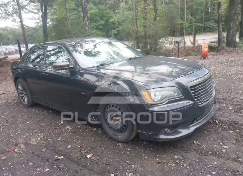 2013 Chrysler 300 фото