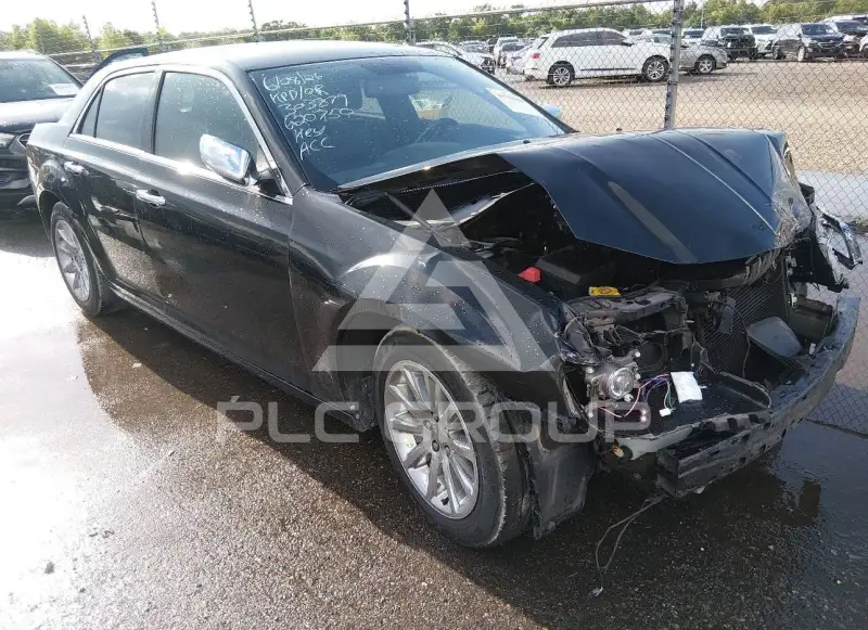 2013 Chrysler 300 фото