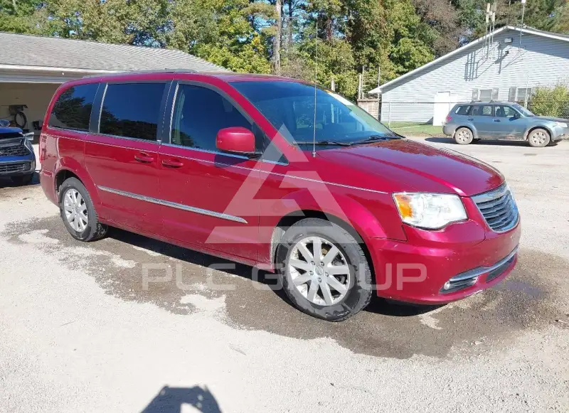2013 Chrysler TOWN & COUNTRY photo